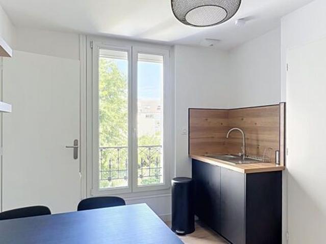 Appartement 1 pièces 20m2 REIMS 650 euros