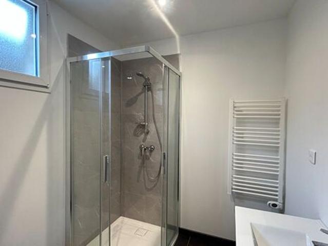 Appartement 1 pièces 27m2 REIMS 480 euros