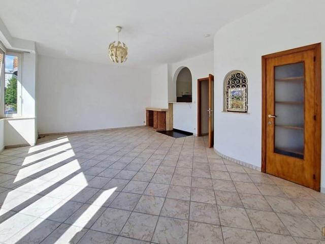 appartement 1CH + 2e pièce + balcon