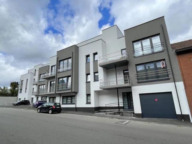 Appartement 1ch + terrasse + parking