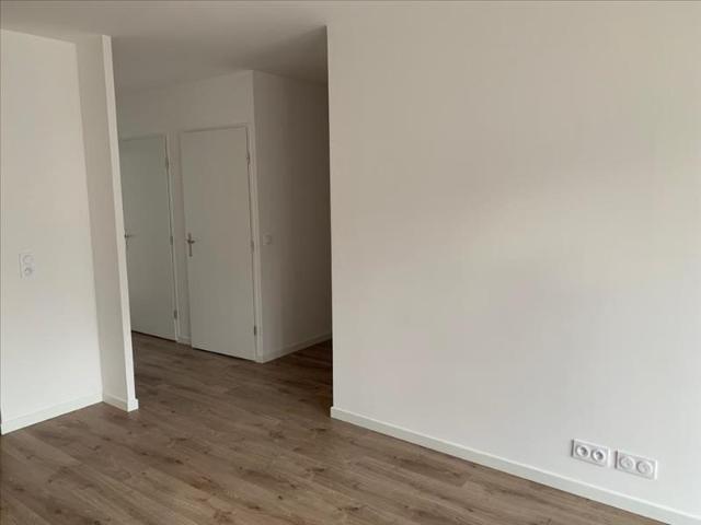 Appartement 1er étage 61 m2 3 pièces Vide