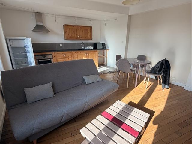 Appartement 1er étage 68,09 m2 3 pièces Meublé