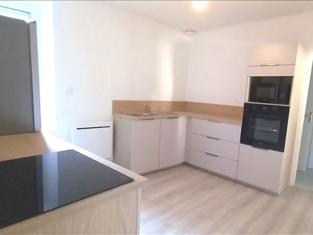 Appartement 1er étage 96 m2 4 pièces Meublé