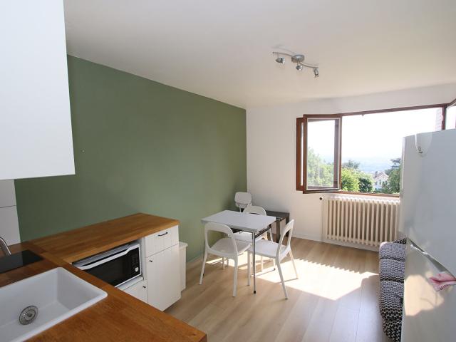 Appartement 1p+c à SEYSSINS