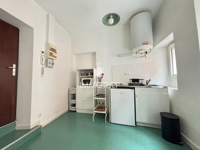 APPARTEMENT 1P+C MEUBLE