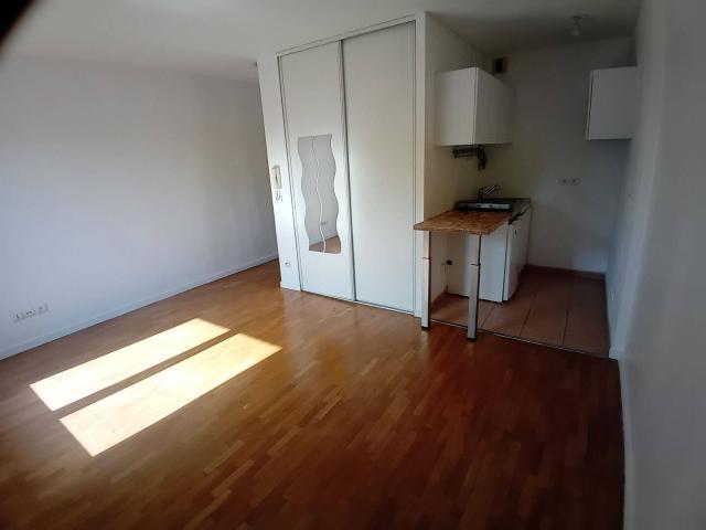 Appartement 1pièce bon état à Longjumeau