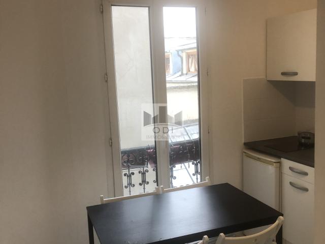 Appartement 23.93m² 1 pièce Paris