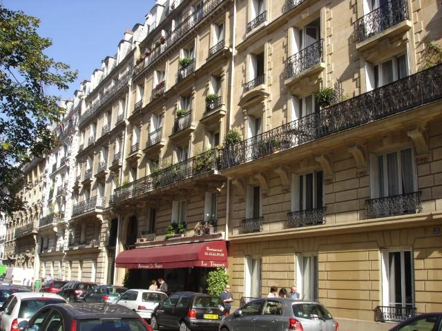 Appartement 2/3 pièces A LOUER PARIS 15EME ARRONDISSEMENT 61.33 m2 2 442 € charges comprises par mois: Immobilier PARIS 15EME ARRONDISSEMENT | Perenium, agence immobilière à Paris – administration de biens et gestion locative