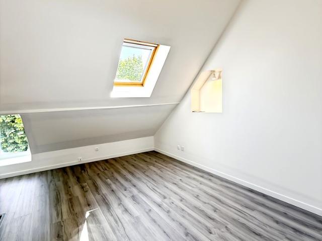Appartement 25.56 m² Carrez 43.63 m² au sol à louer 785 € Centre Ville