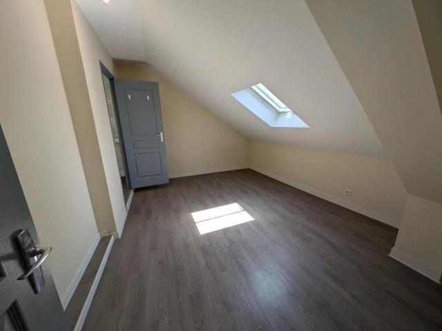 APPARTEMENT 25 M² LOI CARREZ 2° ETG BOURGES