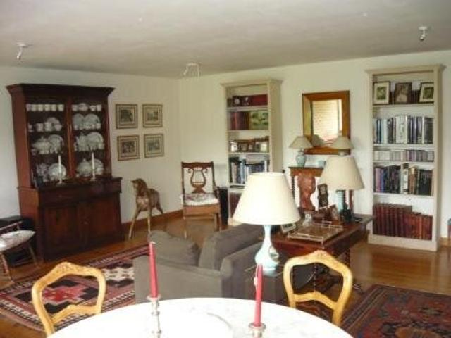 Appartement 2 ch. avec terrasse et garage fermé, vue sur lac