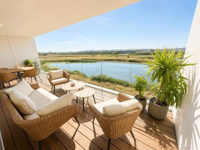 Appartement 2 ch. avec terrasse et vue étang