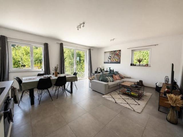 Appartement 2 ch. avec terrasse idéalement situé !