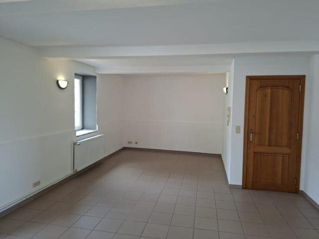 Appartement 2 ch à louer à Couvin, Rue Du Bucq 44