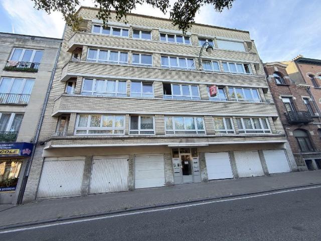 Appartement 2 ch de 110 m² à deux pas de la place du Miroir