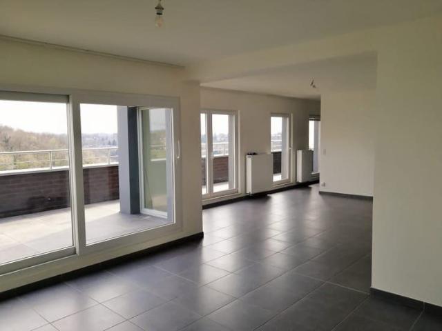 Appartement 2 ch terrasse, moderne, Liège