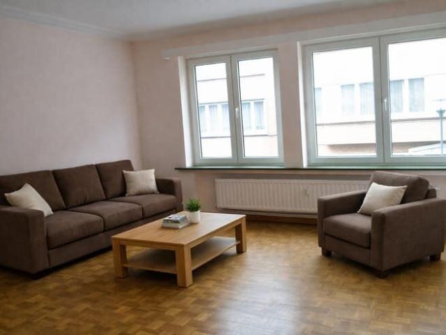 Appartement 2 ch, 2ème ét petit immeuble à Koekelberg