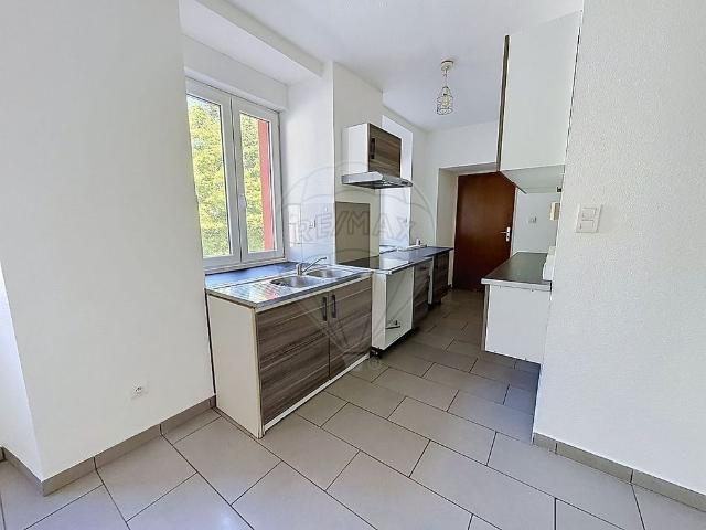 Appartement 2 chambre s à louer Sainte Suzanne