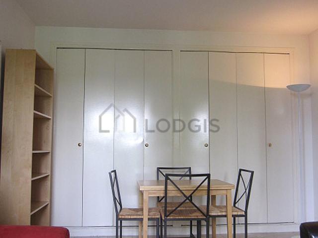 Appartement 2 chambres meublé avec ascenseur, concierge et cave Saint Paul Paris 4°