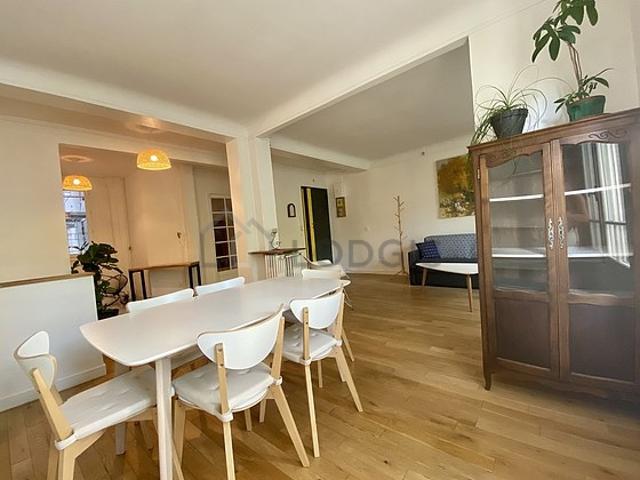Appartement 2 chambres meublé avec ascenseur, concierge et local à vélos Buttes Chaumont Paris 19°