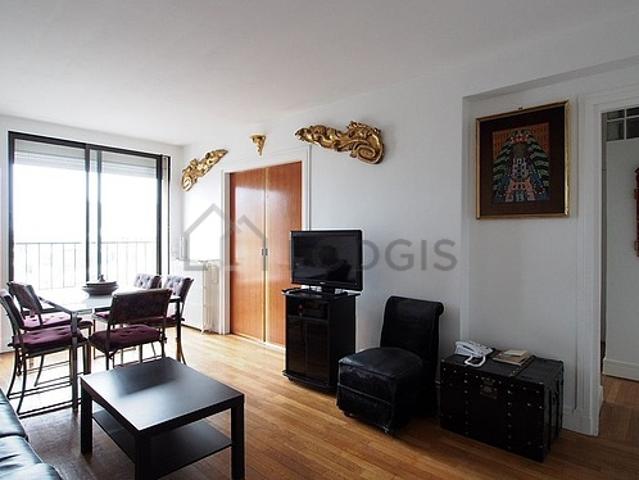 Appartement 2 chambres meublé avec ascenseur, concierge et local à vélos Paris 15°