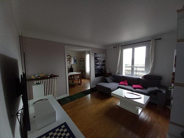 Appartement 2 chambres meublé avec ascenseur et cheminée Issy Les Moulineaux 92130