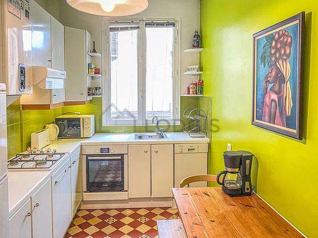 Appartement 2 chambres meublé avec ascenseur et concierge La Chapelle Paris 18°