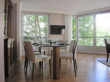 Appartement 2 chambres meublé avec ascenseur et concierge Rue du Bac Paris 7°