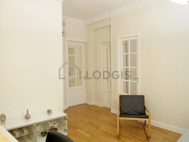 Appartement 2 chambres meublé avec ascenseur et concierge Ternes Paris 17°