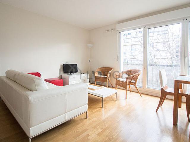 Appartement 2 chambres meublé avec ascenseur et place de parking en option Courbevoie 92400