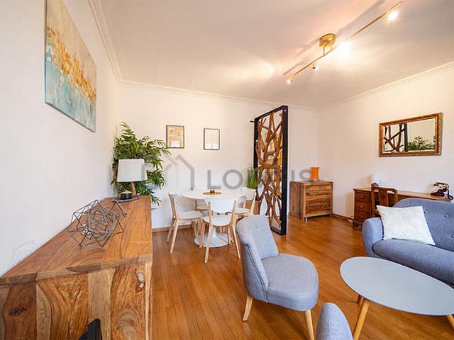 Appartement 2 chambres meublé avec ascenseur République Paris 11°