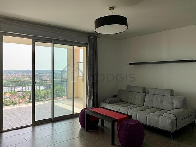 Appartement 2 chambres meublé avec garage, terrasse et ascenseur Toulouse Centre