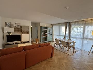 Appartement 2 chambres meublé avec garage, ascenseur et cave Suresnes 92150