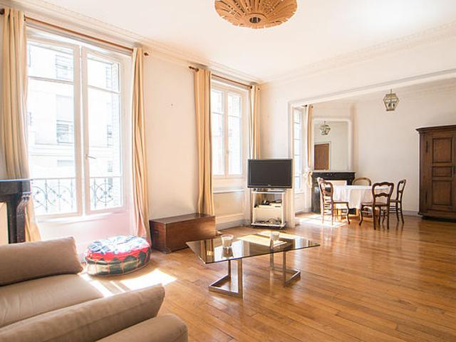 Appartement 2 chambres meublé avec place de parking en option Puteaux 92800
