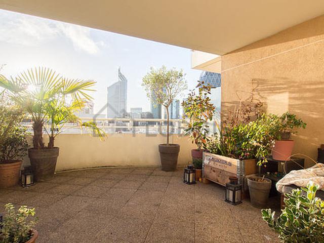 Appartement 2 chambres meublé avec terrasse, ascenseur et concierge Courbevoie 92400