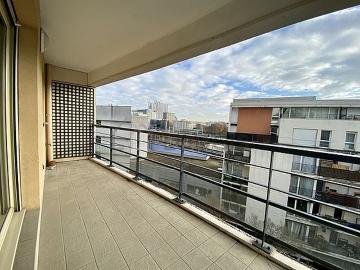 Appartement 2 chambres meublé avec terrasse, ascenseur et place de parking en option Vaugirard Paris 15°