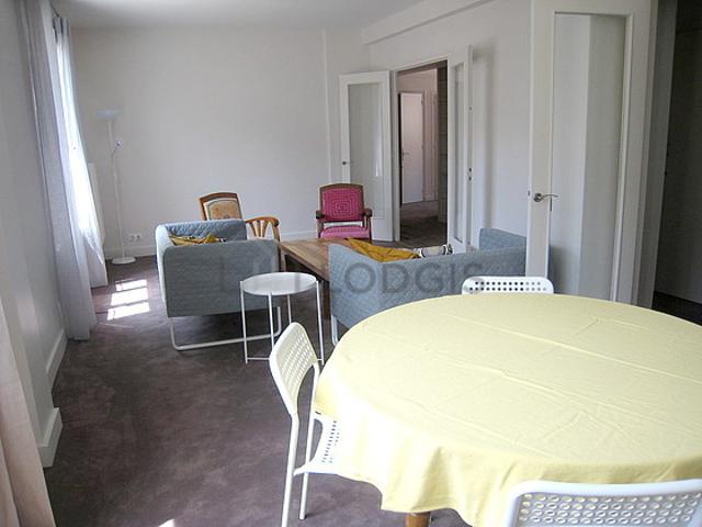 Appartement 2 chambres meublé avec terrasse et ascenseur Montmartre Paris 18°