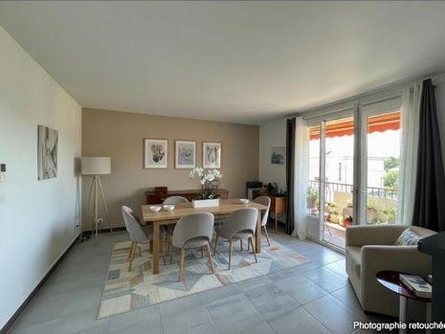 Appartement 2 chambres, Montelimar Rhône 26200 DLS103428538