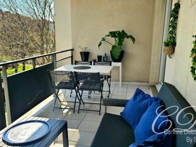 Appartement 2 chambres, Nimes Languedoc 30000 DS102773196