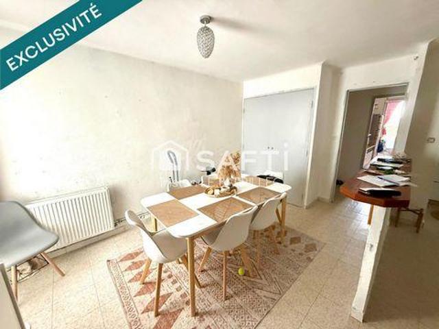 Appartement 2 chambres, Nimes Languedoc 30000 ES100782165