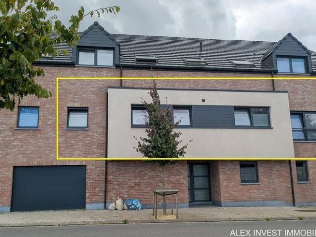 Appartement 2 chambres avec cave et parking intérieur privé