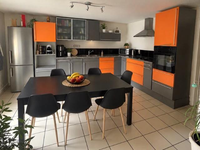 Appartement 2 chambres avec cuisine moderne