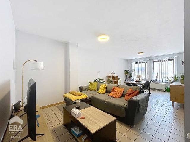 Appartement 2 chambres avec terrasse à Florennes