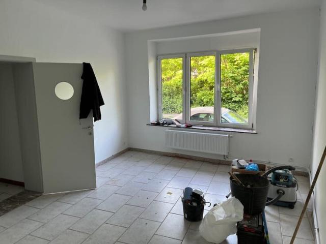 Appartement 2 chambres à louer à Châtelineau 48