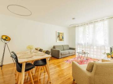 Appartement 2 chambres à louer à Manin Jaurès, Paris