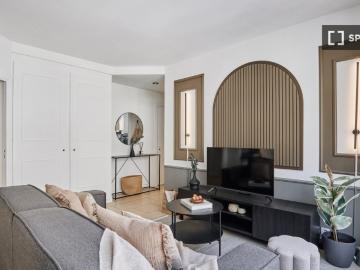 Appartement 2 chambres à louer à Muette Nord, Paris