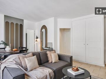 Appartement 2 chambres à louer à Muette Nord, Paris
