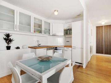 Appartement 2 chambres à louer à Saint Philippe du Roule, Paris