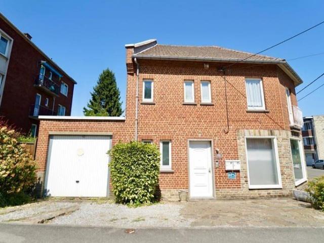 Appartement 2 chambres à Mont sur Marchienne