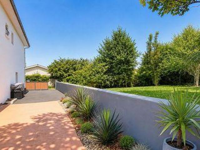 Appartement 2 chambres, Ambares Aquitaine 33440 DS102857004